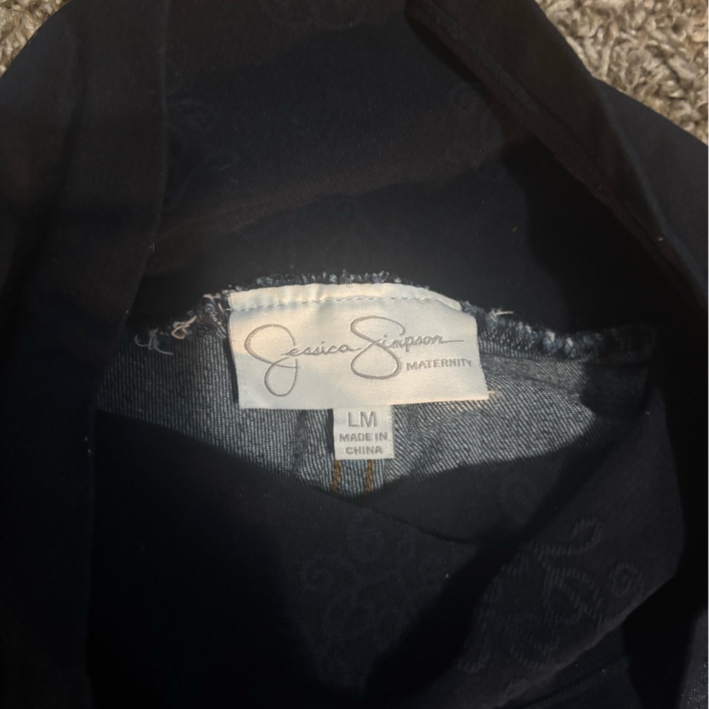 Tall MEDIUM SIZE  MATERNITY Jessica Simpson Jeans - Picture 4 of 12